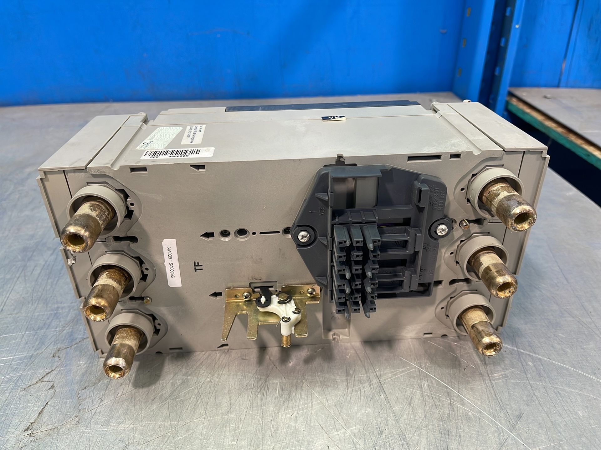 Merlin Gerin 400 A Molded Case Circuit Breaker - Nsj400 A