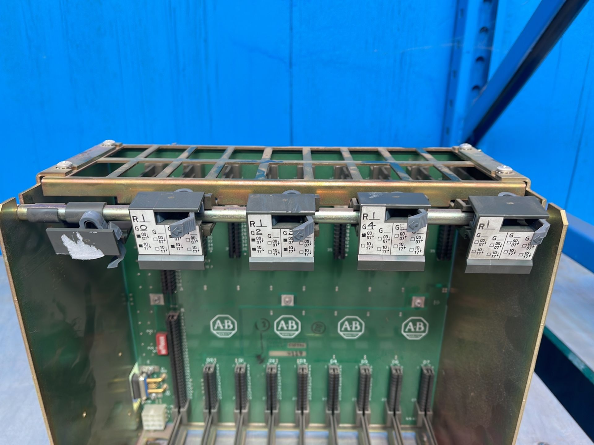 Allen-bradley 8 Slot I/o Chassis - 1771-a2b