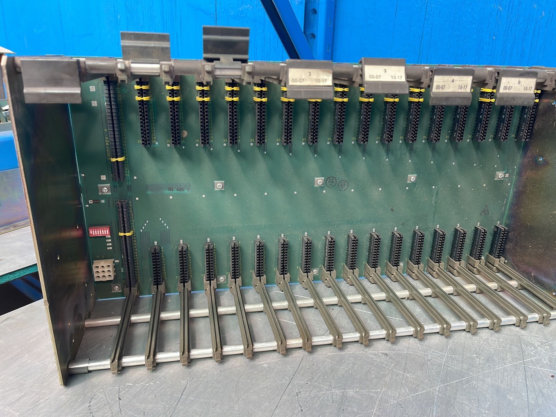 Allen-bradley Bulletin 1771 I/o Chassis - 1771ad