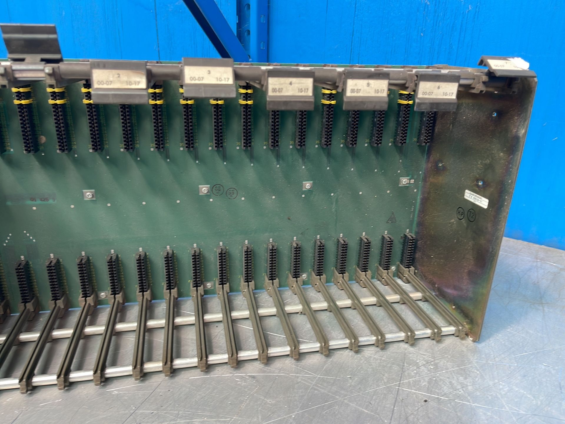 Allen-bradley Bulletin 1771 I/o Chassis - 1771ad