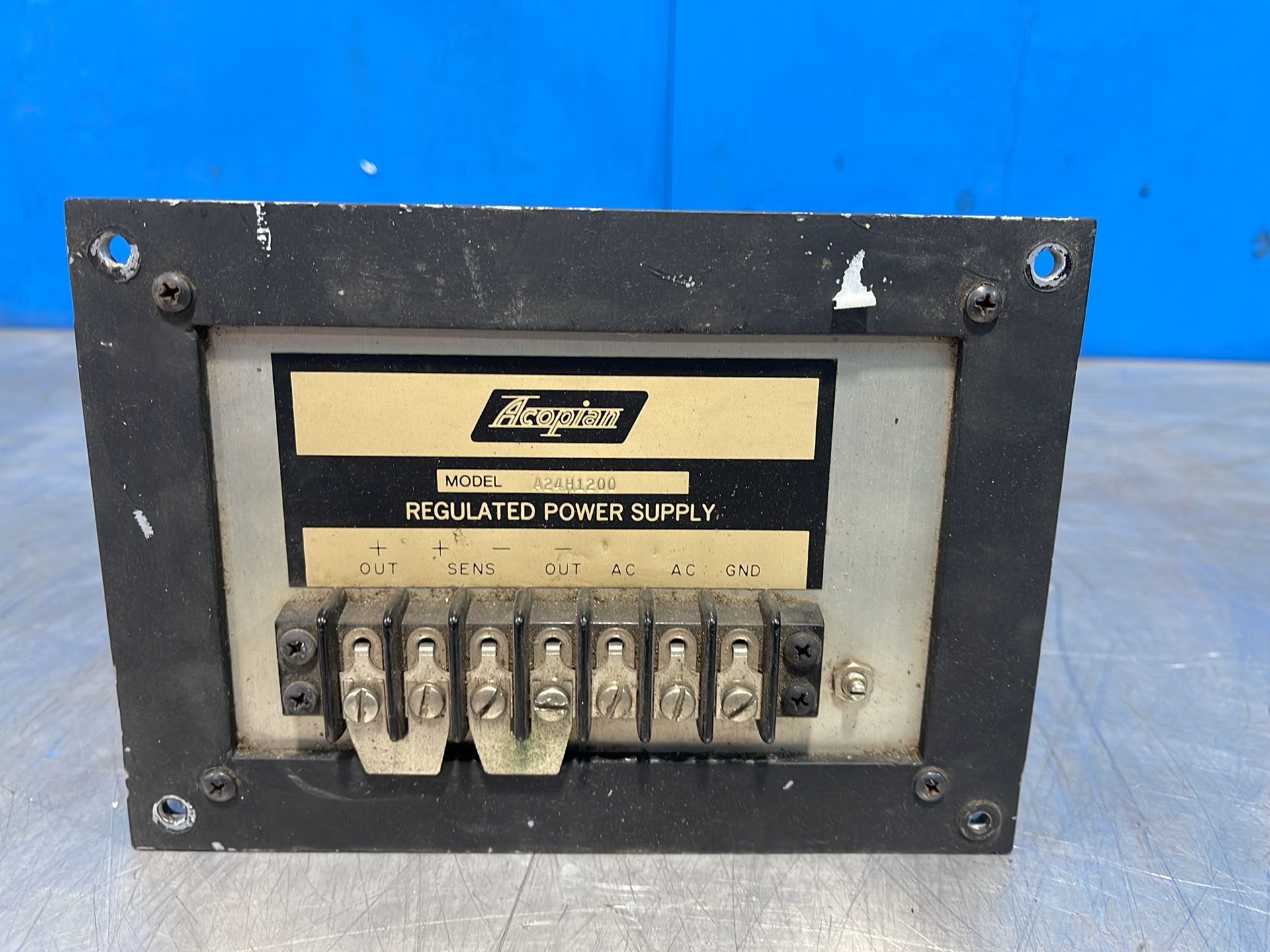 Acopian Regulated Power Supply - A24h1200