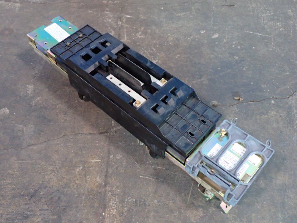 General Electric Model 1 Spectra Circuit Breaker - Amc6ey