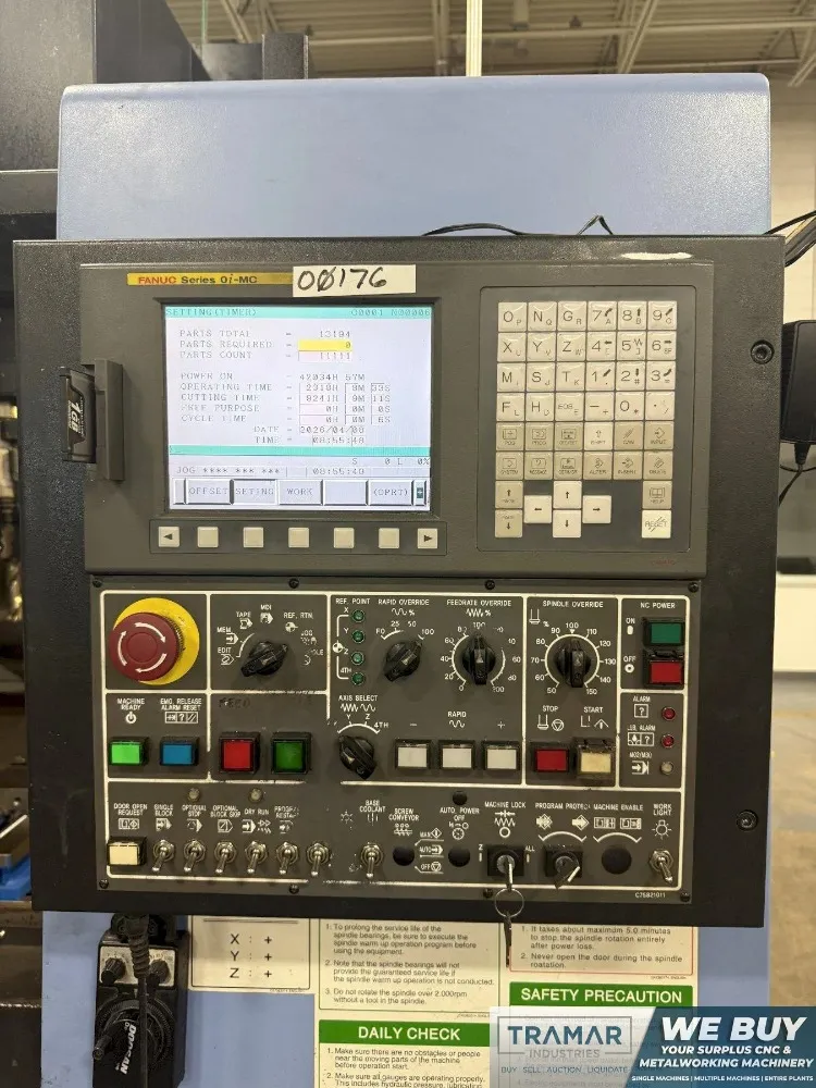 Doosan 36.2" X 17.7" Table Cnc Vmc - Mv-3016l