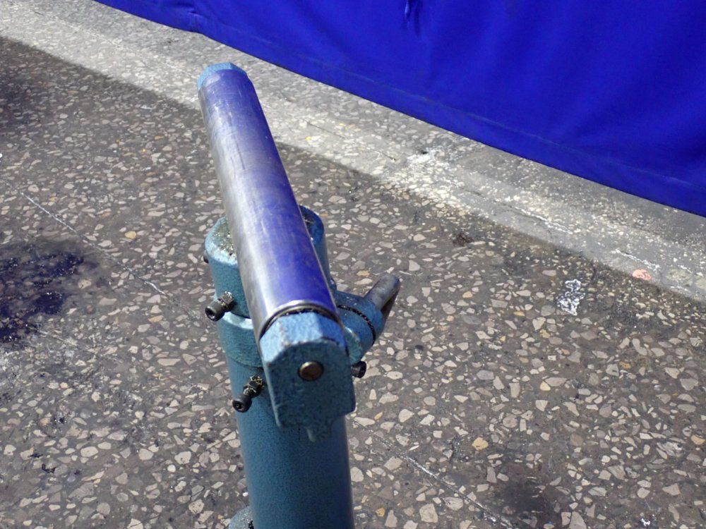 14" Roller Stand
