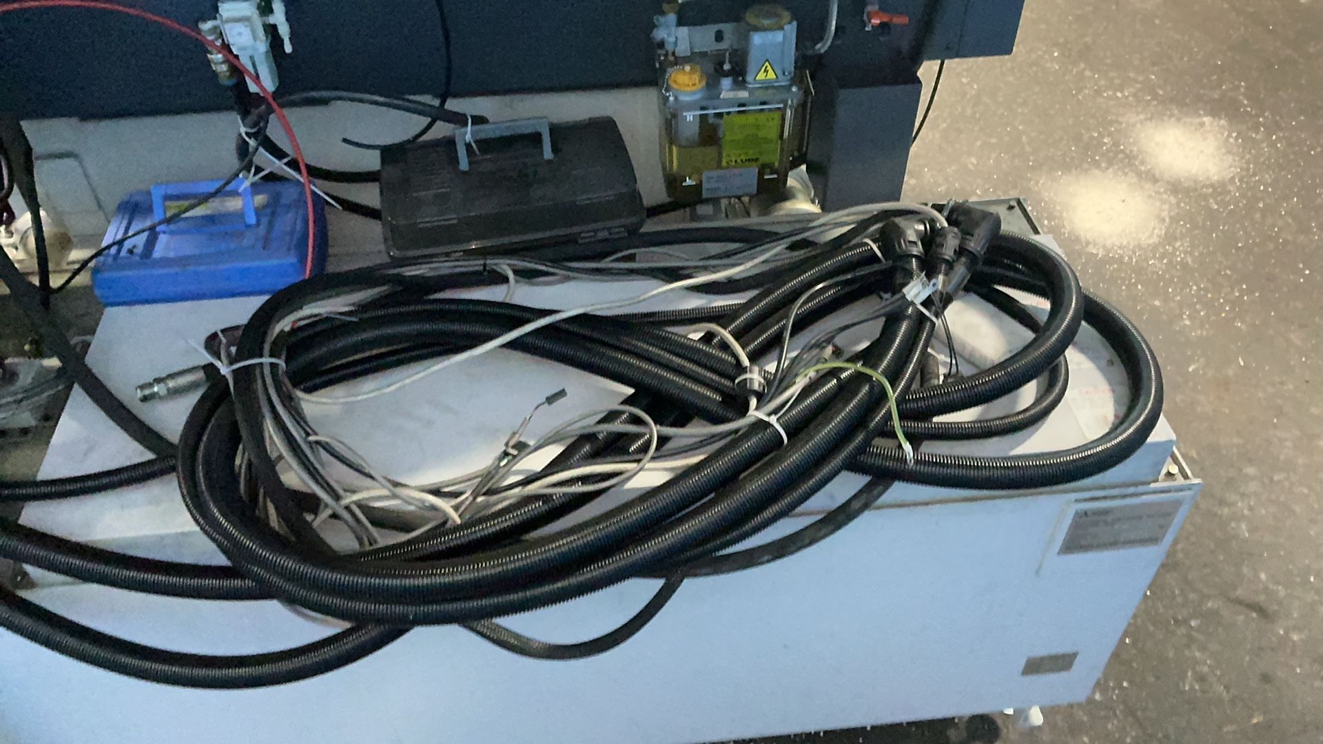 Mitsubishi Electric 23” X 33” Sinker Edm - Ea28vm Advance
