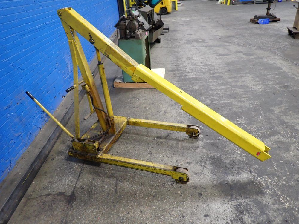 Uhrden Inc 1/2 Ton Tubarcrane Hydraulic Shop Crane