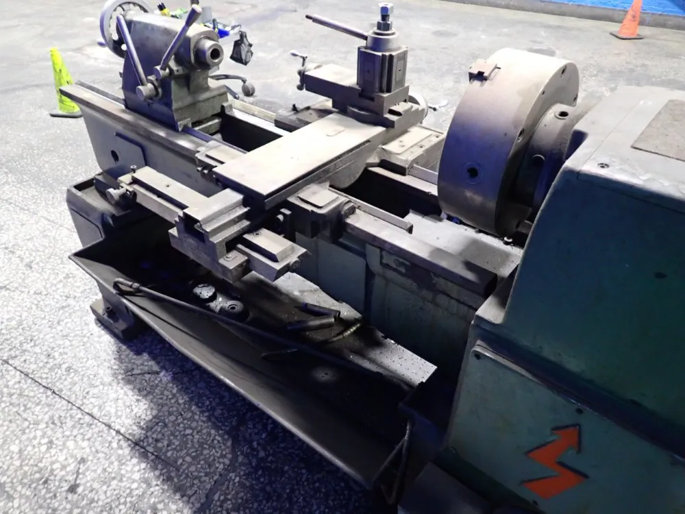 Kingston 16" X 44" Gap Bed Engine Lathe - Hs-1100