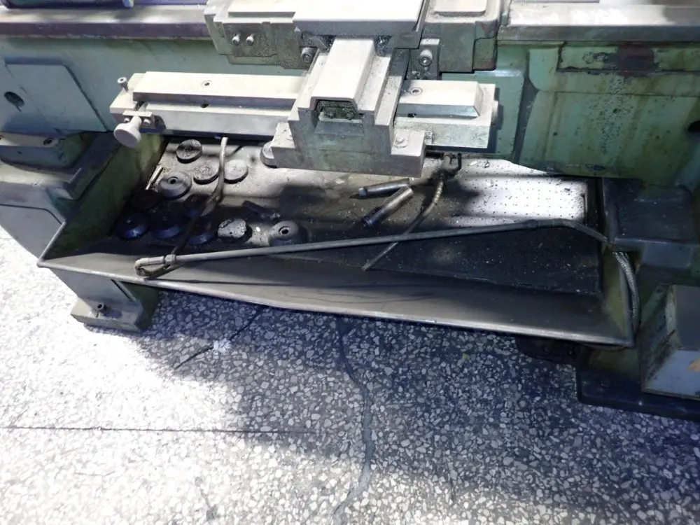 Kingston 16" X 44" Gap Bed Engine Lathe - Hs-1100