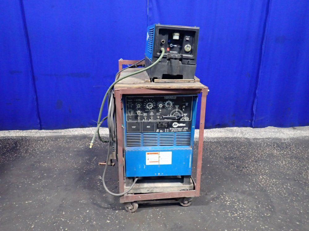 Miller 200 A Welder - Syncrowave 250