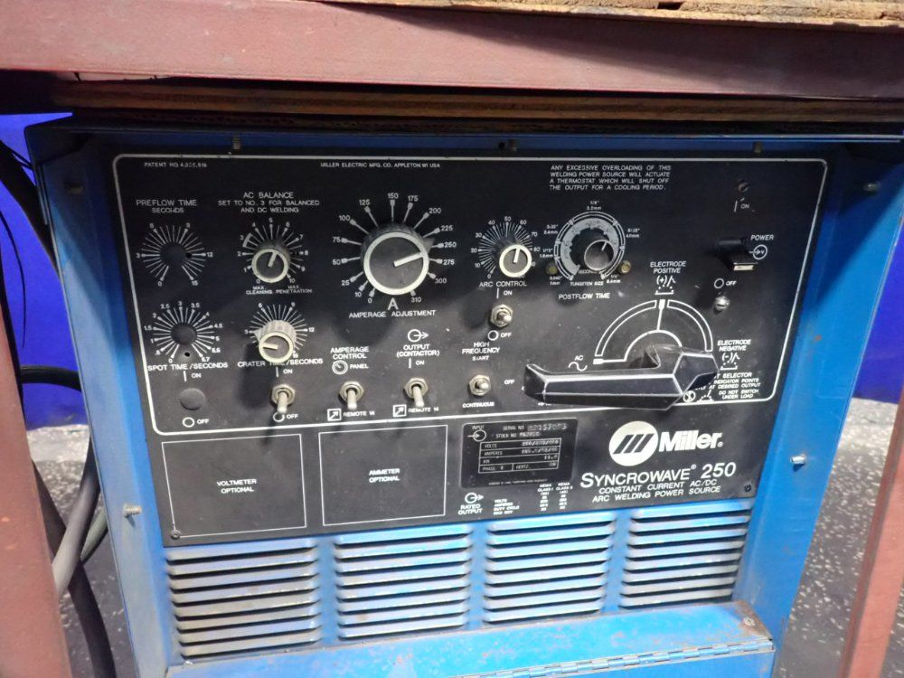 Miller 200 A Welder - Syncrowave 250
