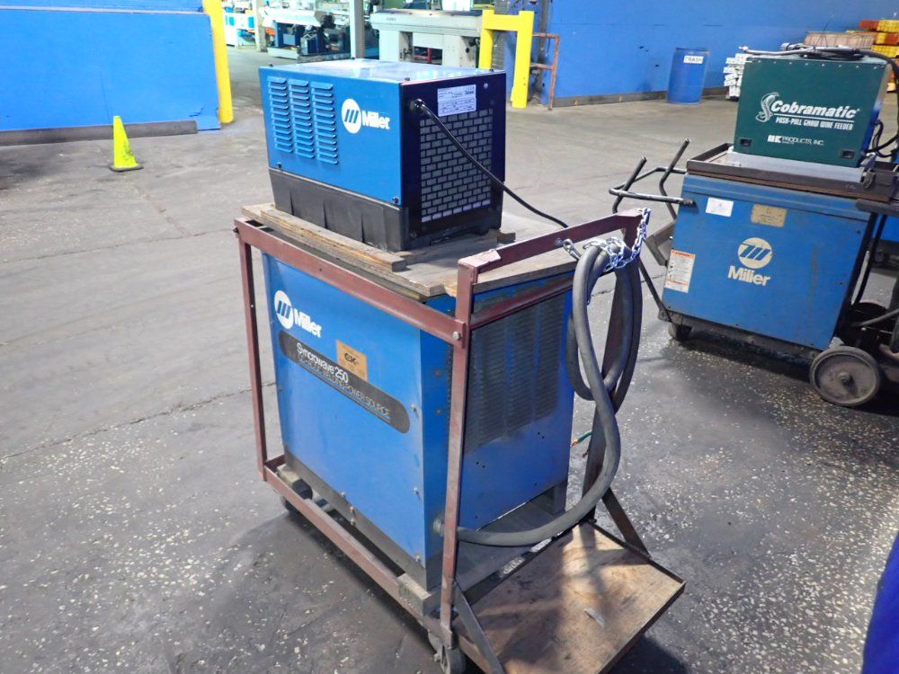Miller 200 A Welder - Syncrowave 250