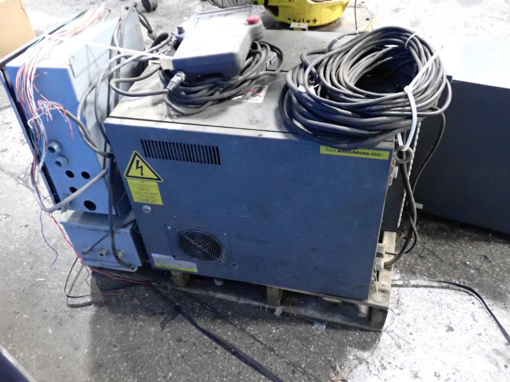 Fanuc Robot - Arc Mate 100i