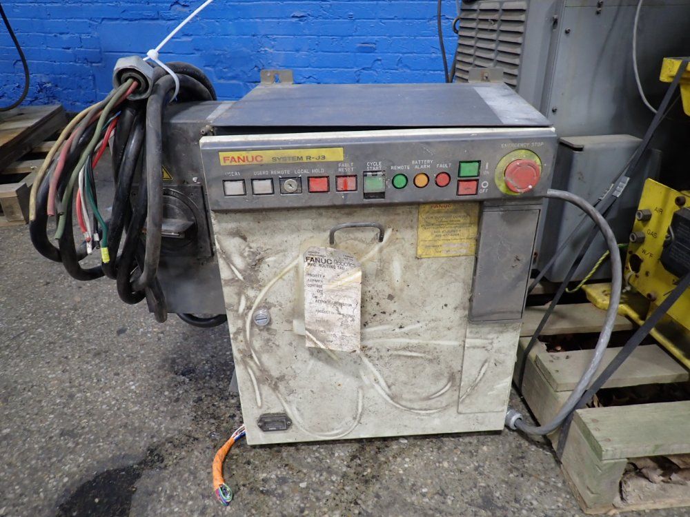 Fanuc Robot - Arc Mate 100i