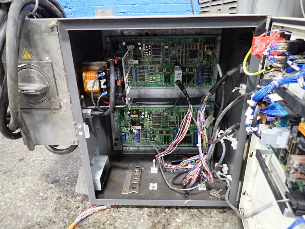 Fanuc Robot - Arc Mate 100i