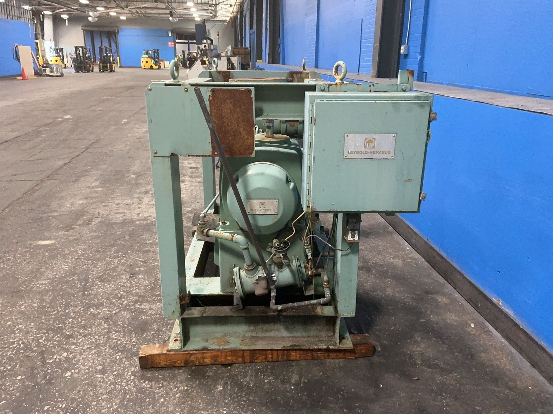 Leybold-heraeus Pump - Tr 630