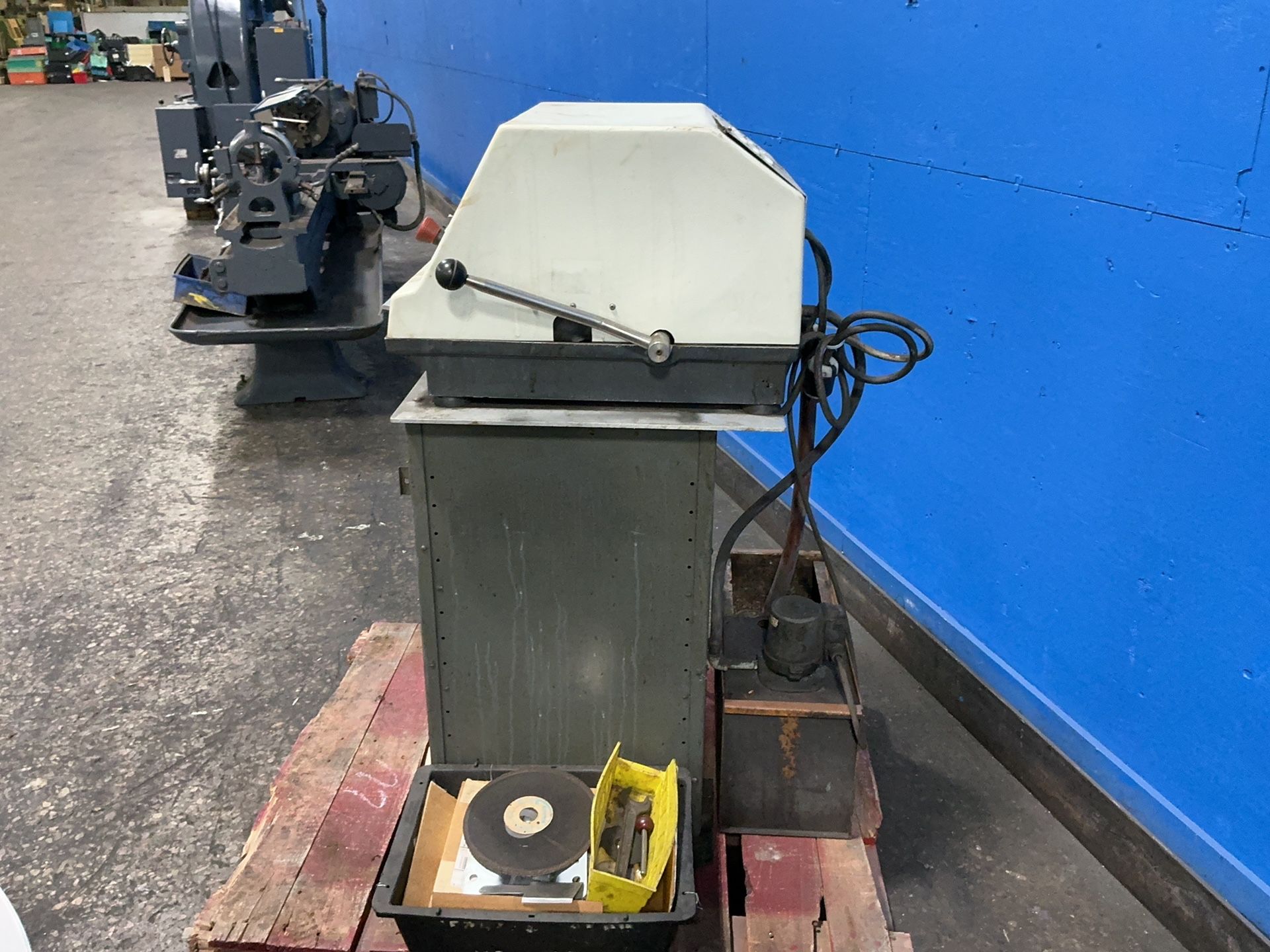 Buehler Abrasive Cutter - Abrasivemat 2