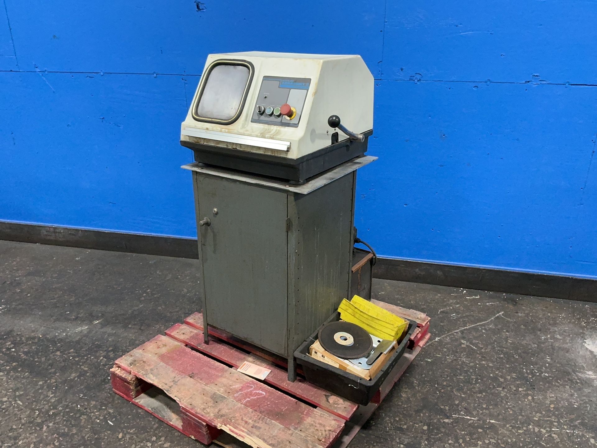 Buehler Abrasive Cutter - Abrasivemat 2