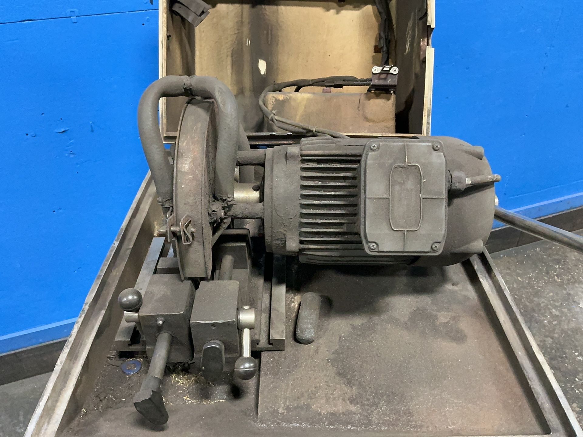 Buehler Abrasive Cutter - Abrasivemat 2