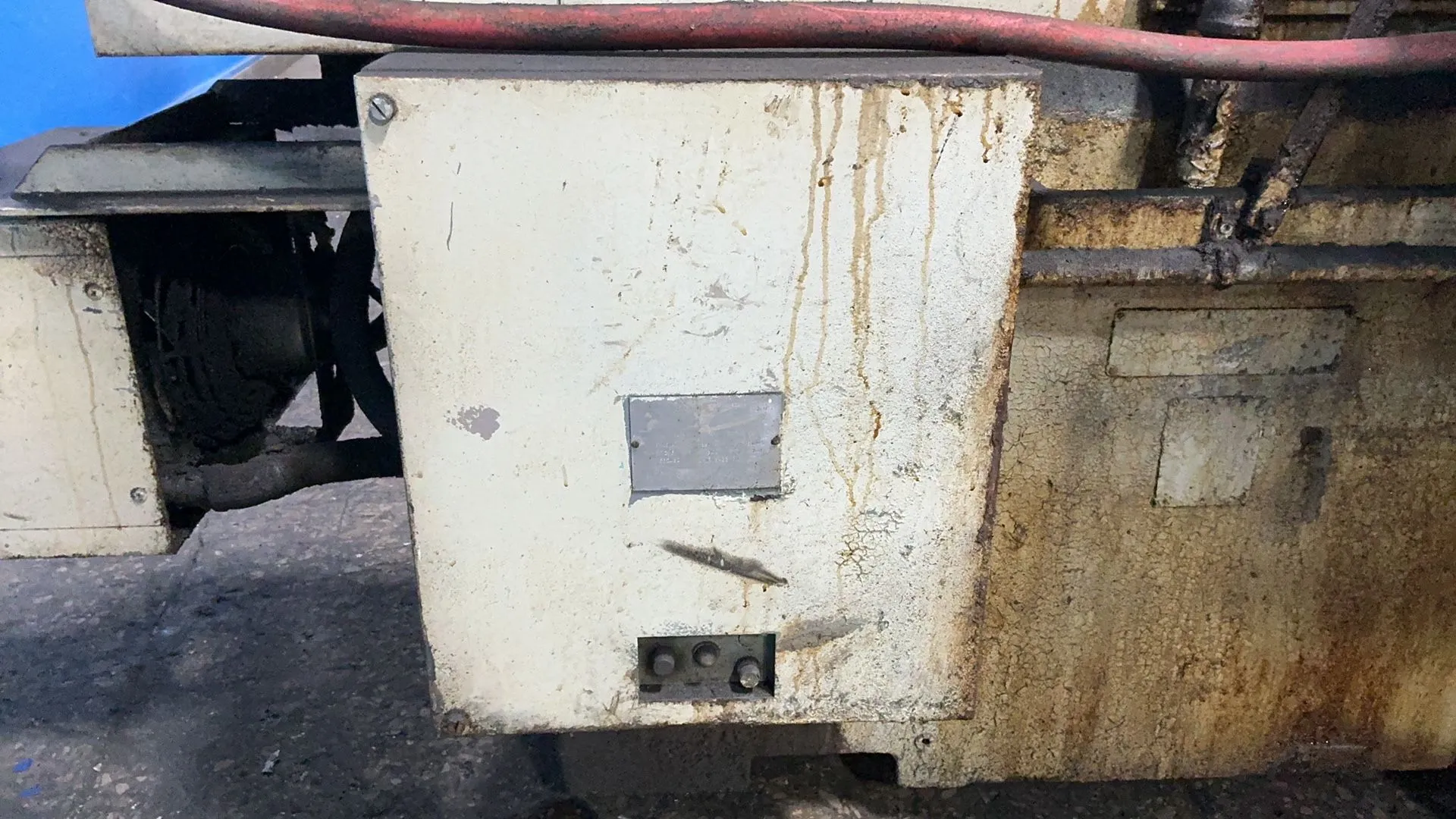 Brown & Sharp 8” X 32” Surface Grinder