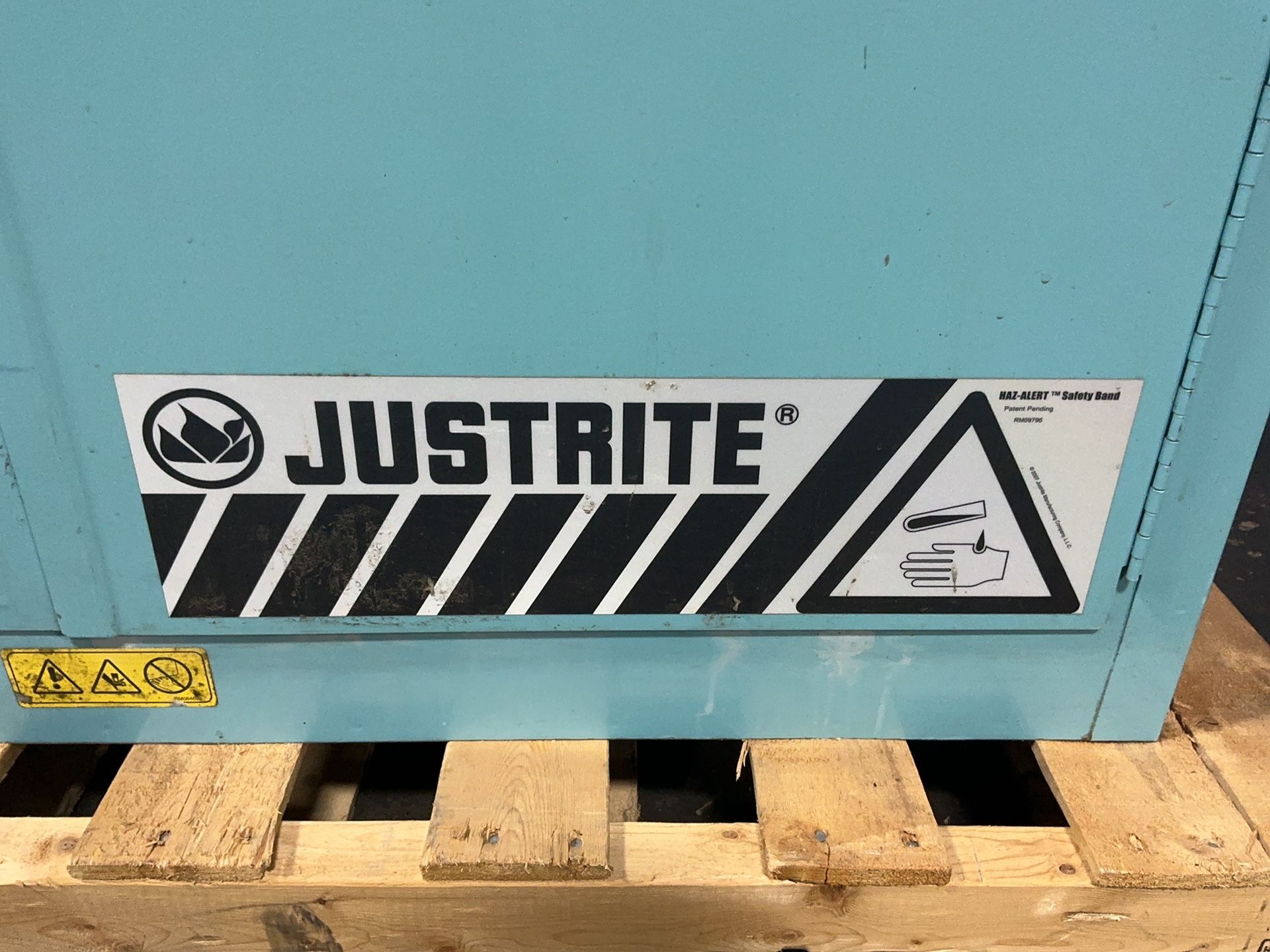 Justrite 2 @ 30 Gal Acid & Corrosive Storage Cabinet - 899062