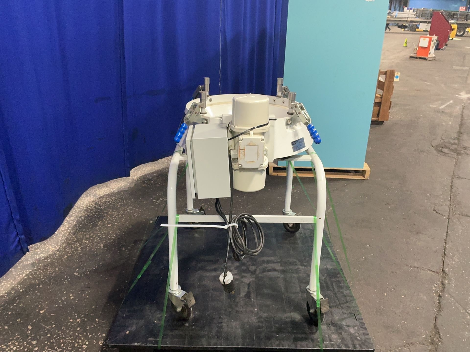 Russell 22” Compact Sieve - 17240