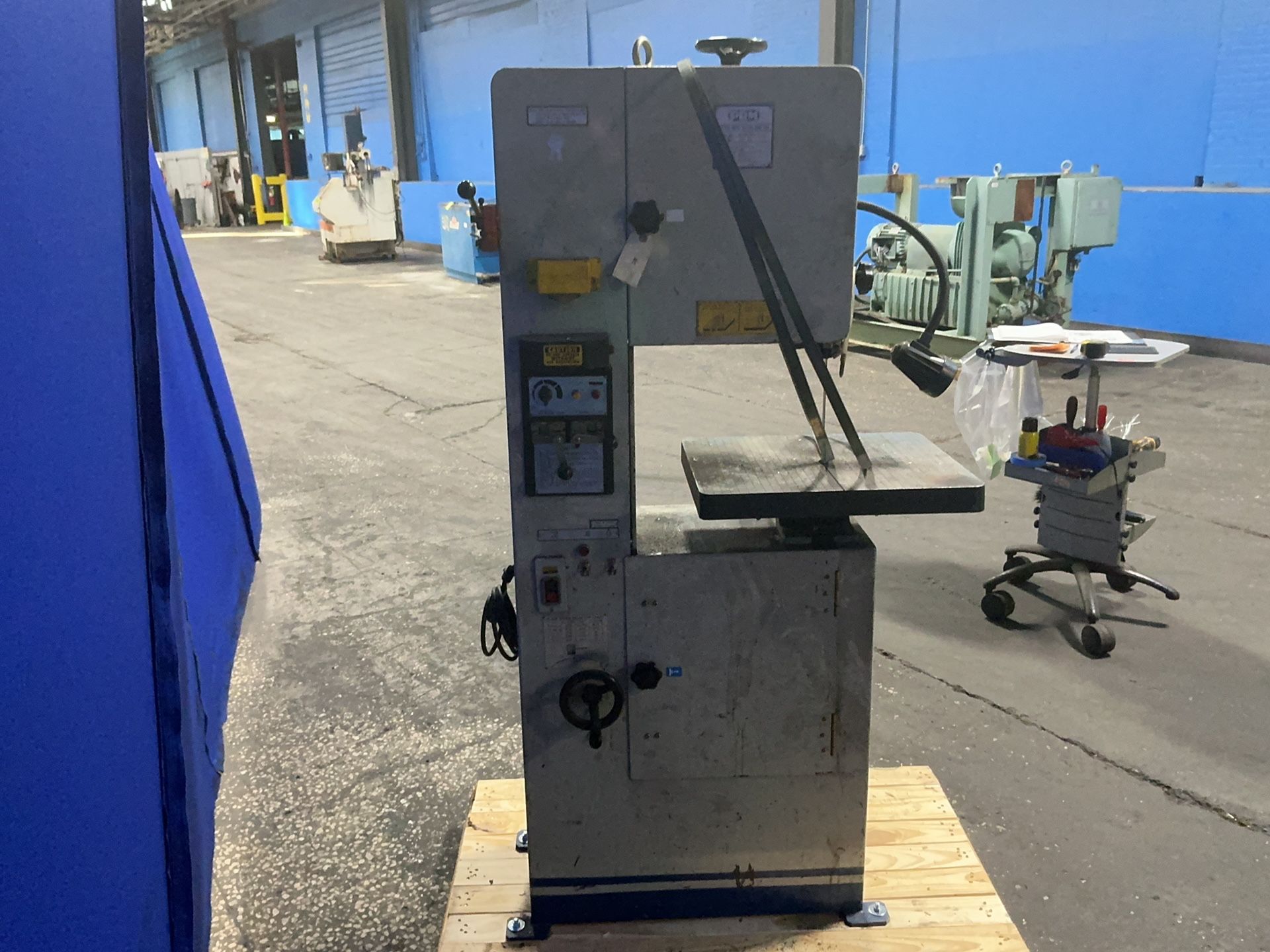 Prm 8” Vertical Band Saw - Rf66kb361