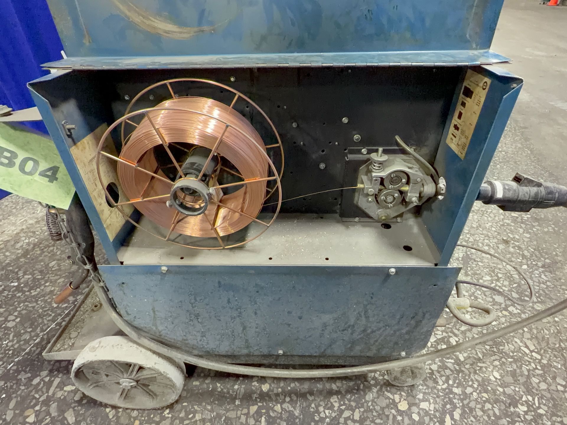 Miller 200 Amp Welder - Millermatic 200