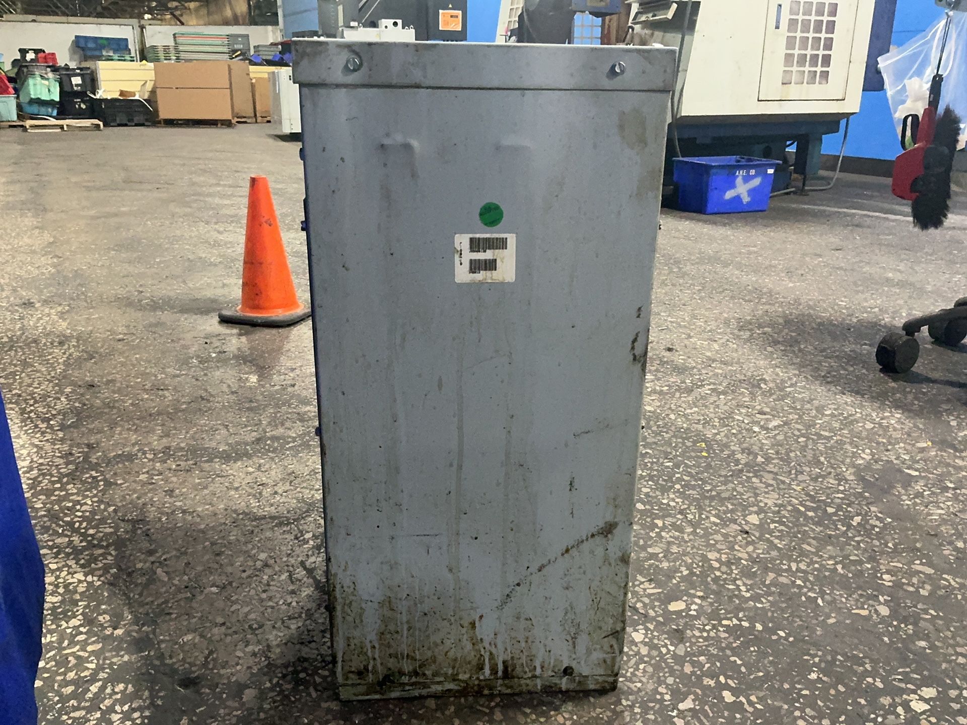 Eaton 45 Kva Transformer - V48m22t45n