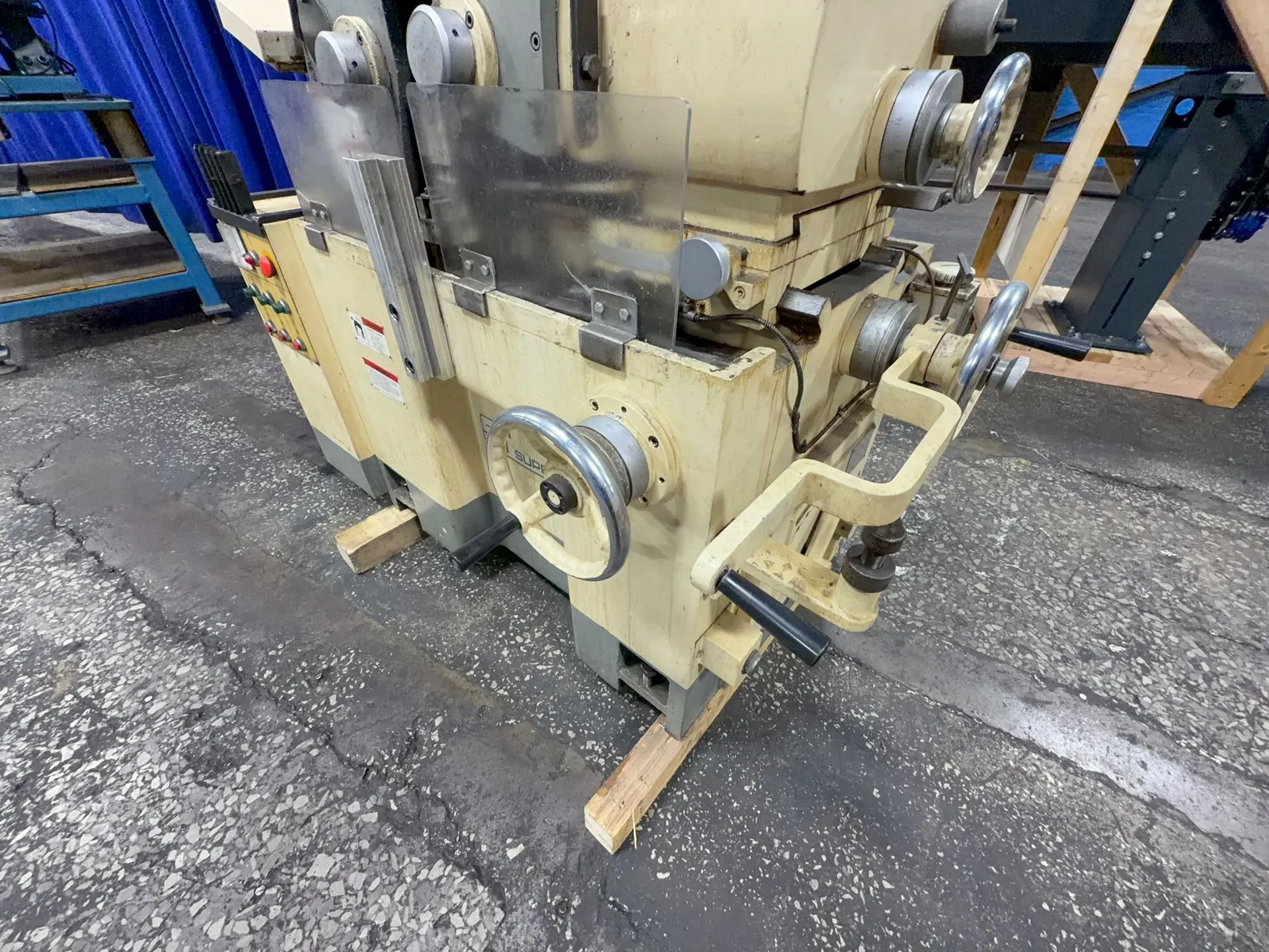 St Supertec Centerless Grinder - Stc-12
