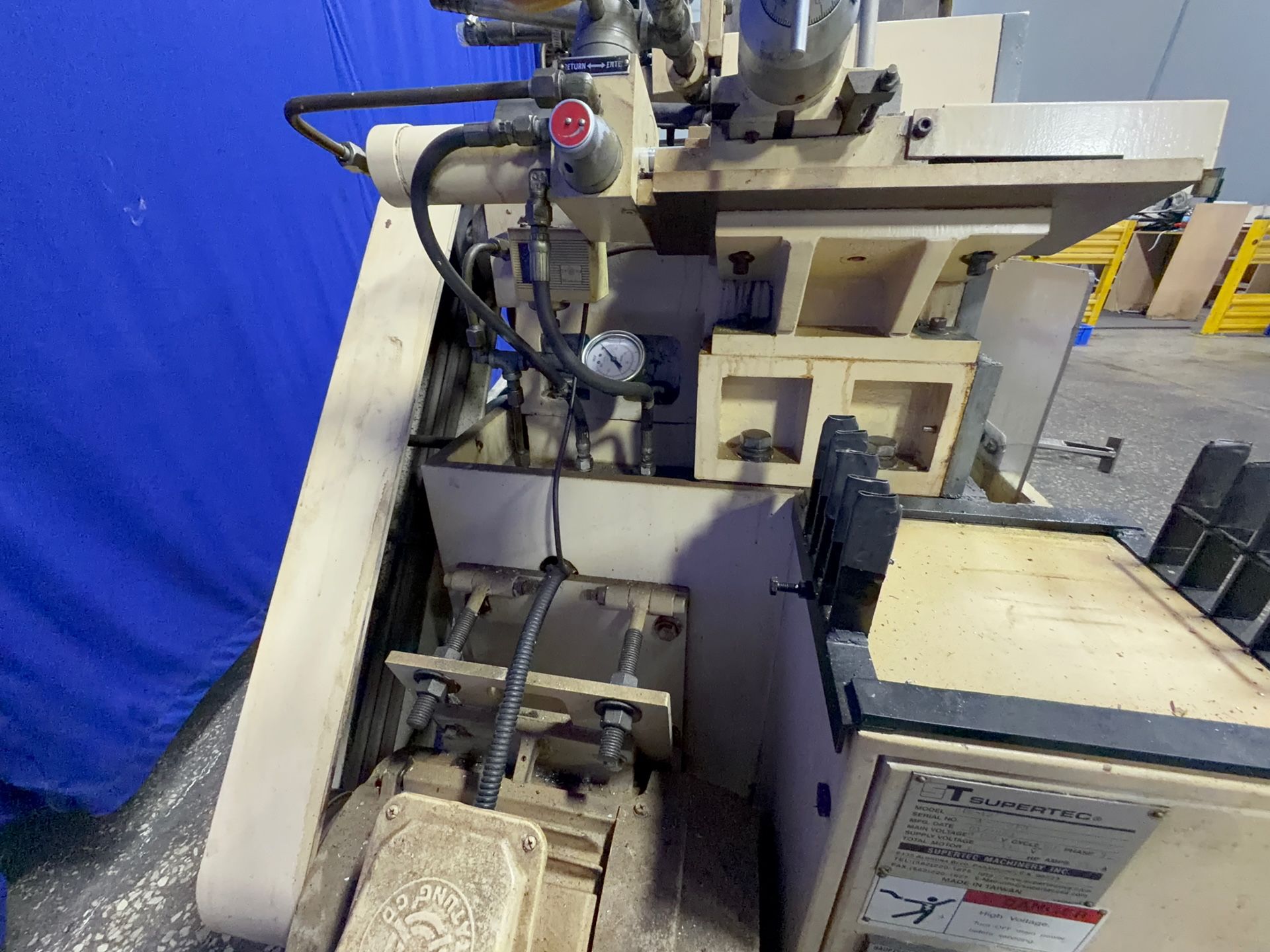 St Supertec Centerless Grinder - Stc-12
