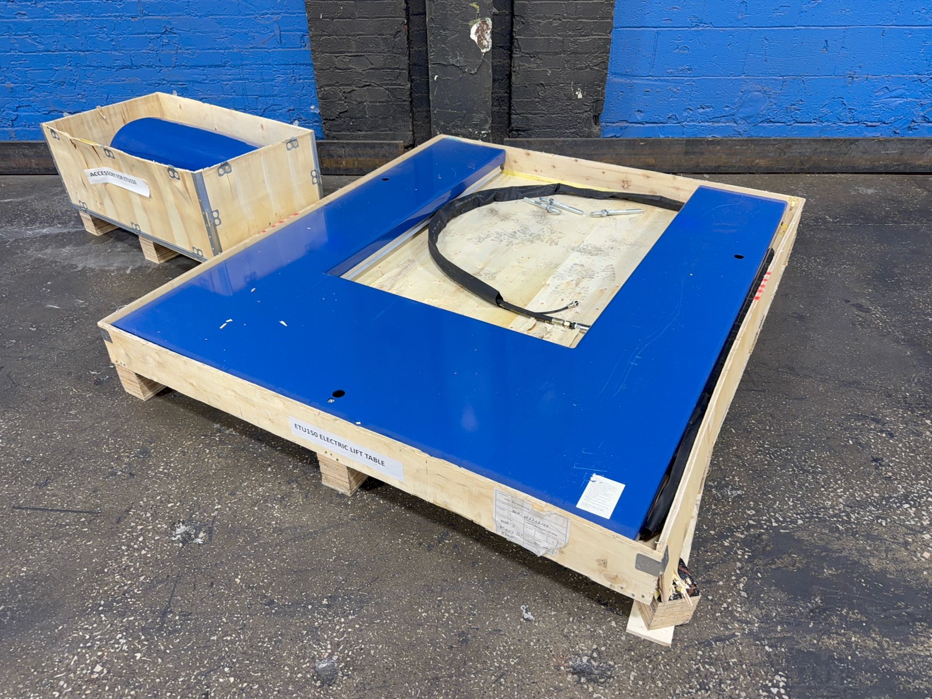 Vestil 53” X 63” Lift Table Top