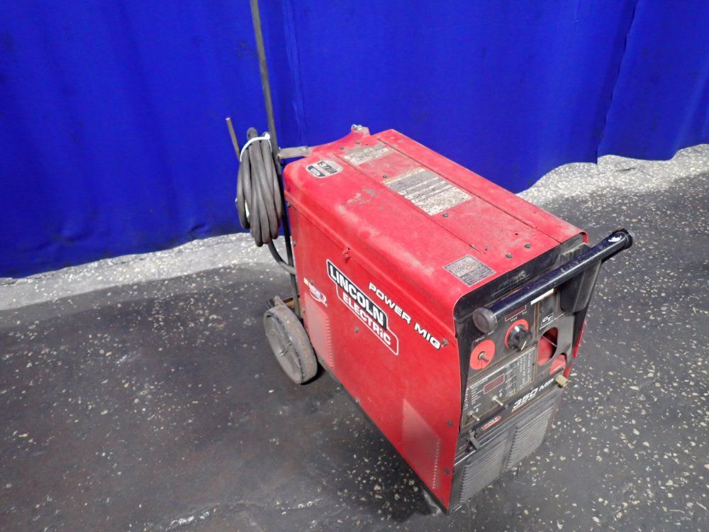 Lincoln Electric 350 A Welder - Power Mig 350mp