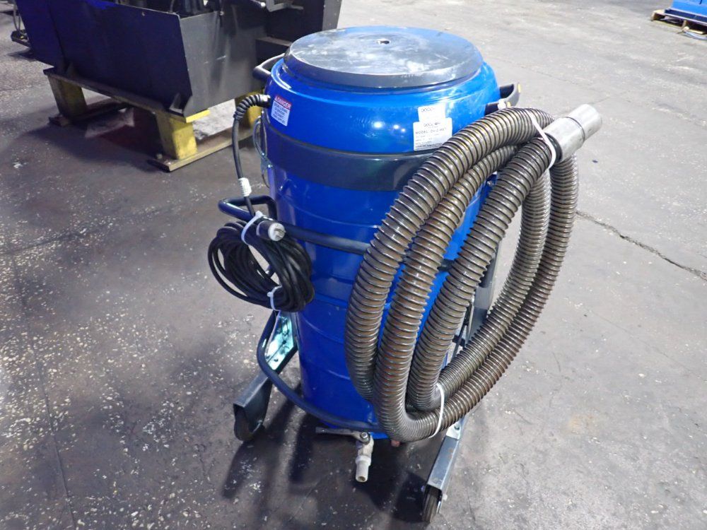 Lincoln Electric 350 A Welder - Power Mig 350mp