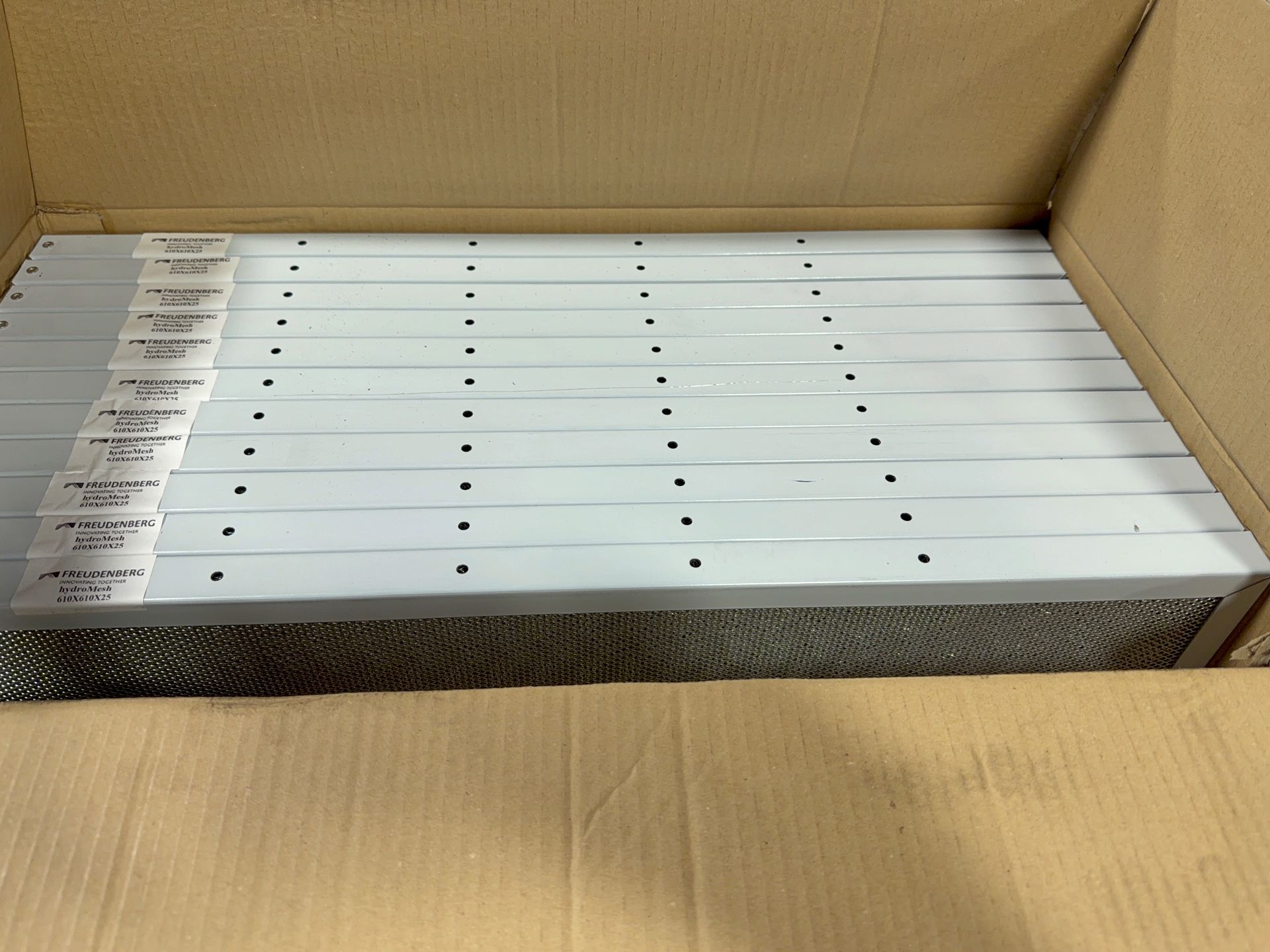 Freudenberg 24” X 24” X 1” Air Filters - Hydromesh
