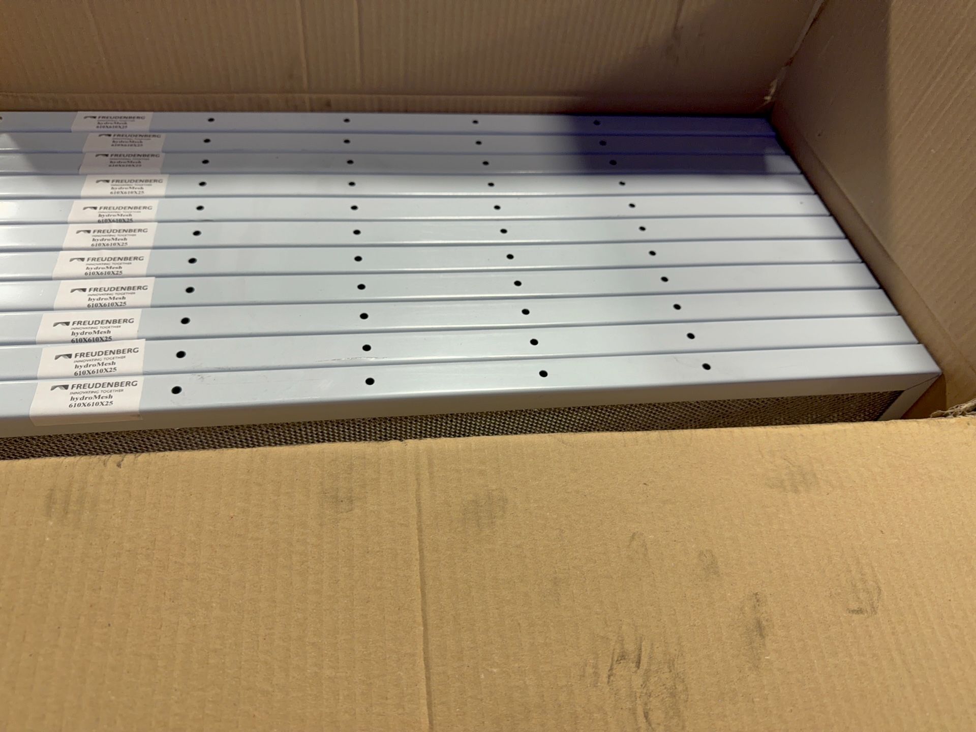 Freudenberg 24” X 24” X 1” Air Filters - Hydromesh
