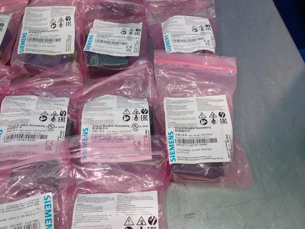 Siemens Lcd Displays For Circuit Breaker. - 3wl9111-0at81-0aa0