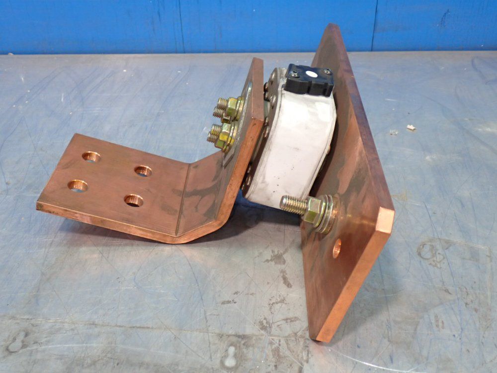 Eaton Bussmann Square Body Fuse With Copper Lugs - 170m7083