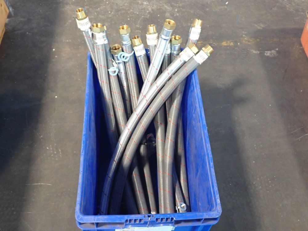 Water Heat Hose Connectors - Apb00038186
