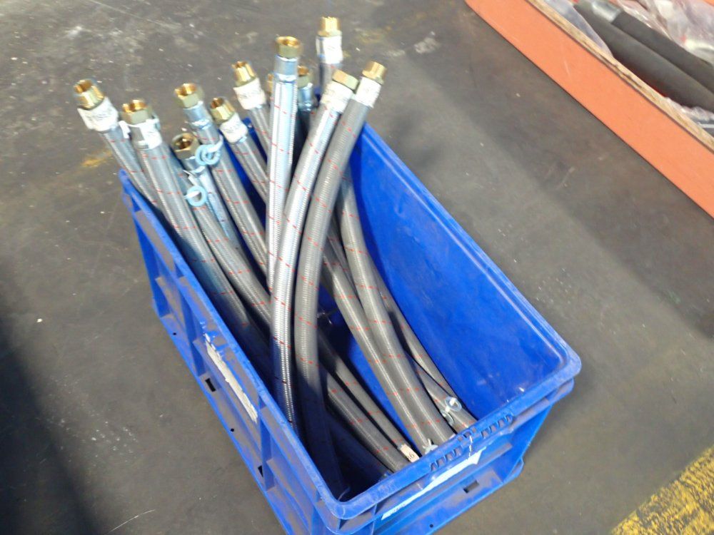 Water Heat Hose Connectors - Apb00038186