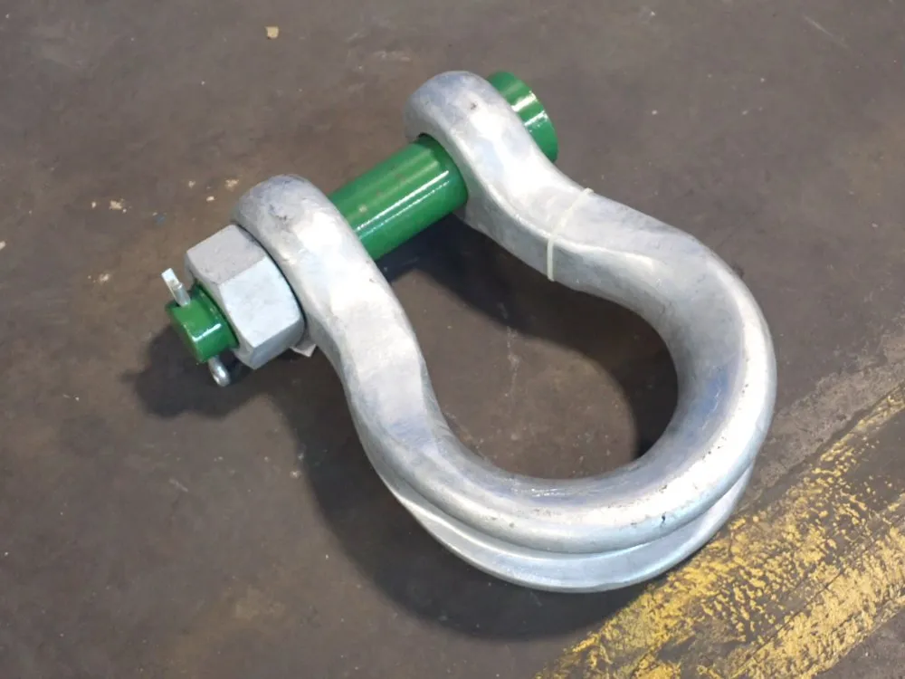 Green Pin 55 Metric Tons (121,000lbs) Grade 8 Bow Shackle With Safety Bolt - Wll55t Bn