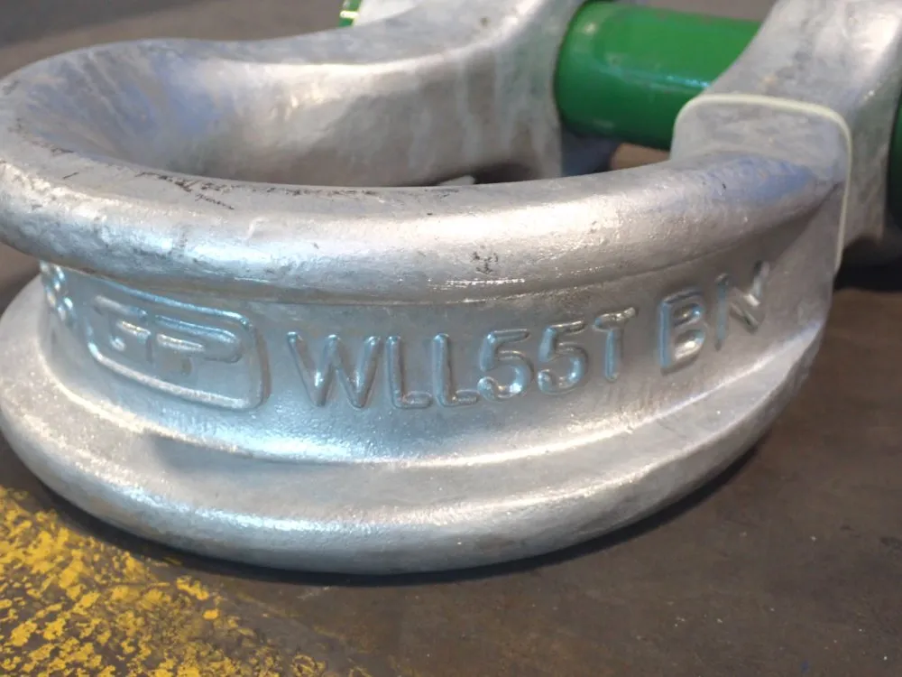 Green Pin 55 Metric Tons (121,000lbs) Grade 8 Bow Shackle With Safety Bolt - Wll55t Bn