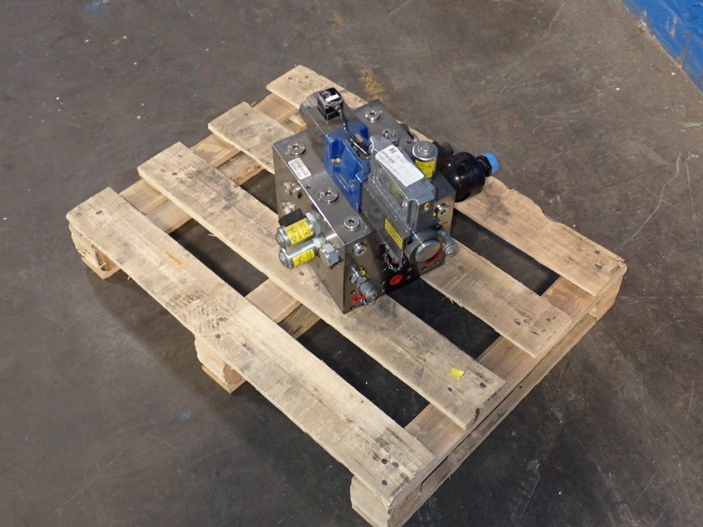Hydraulic Manifold Block Press