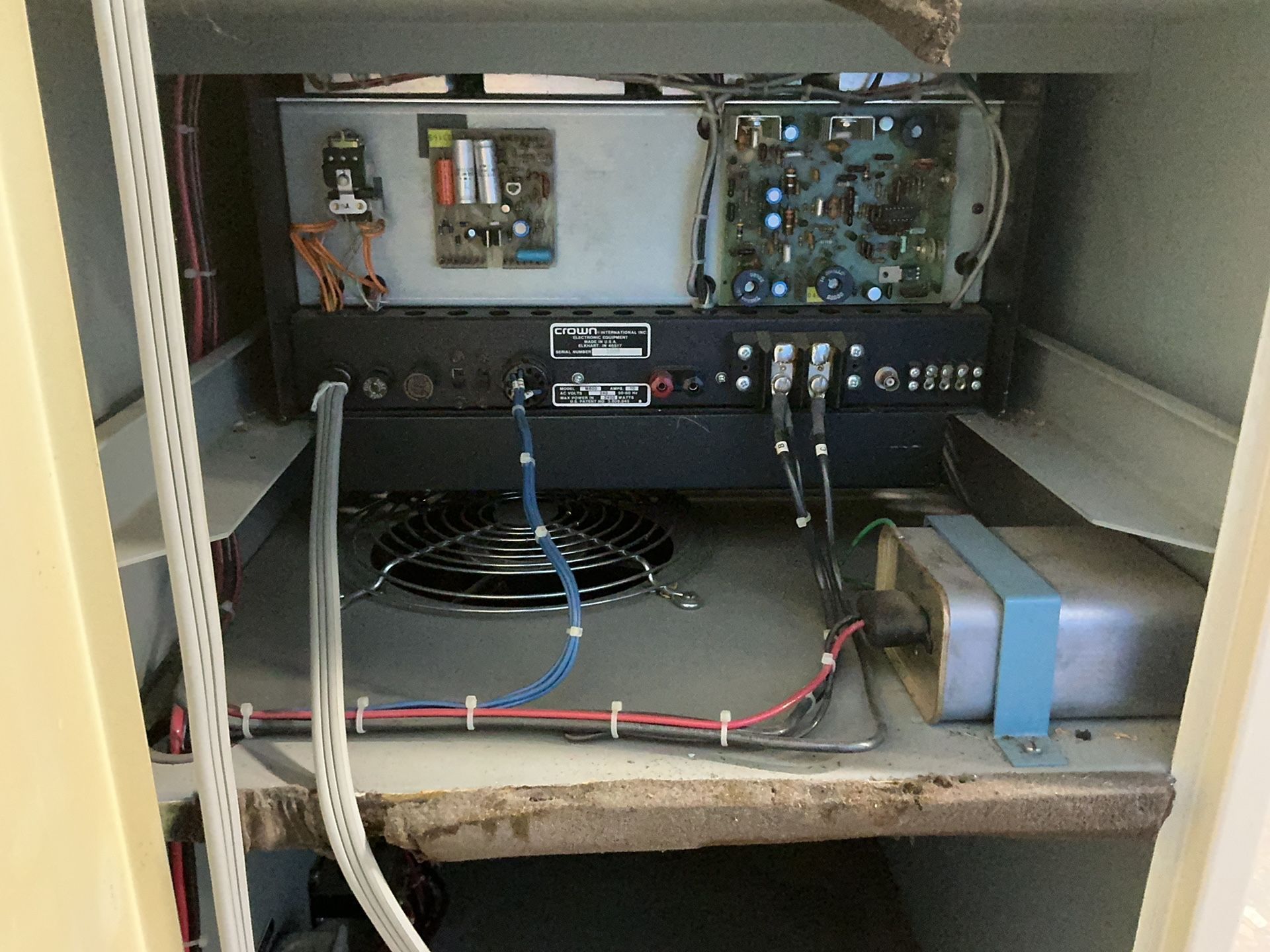 Thermoton 40” X 40” X 35” Temperature Chamber / Shaker - Tc-0019