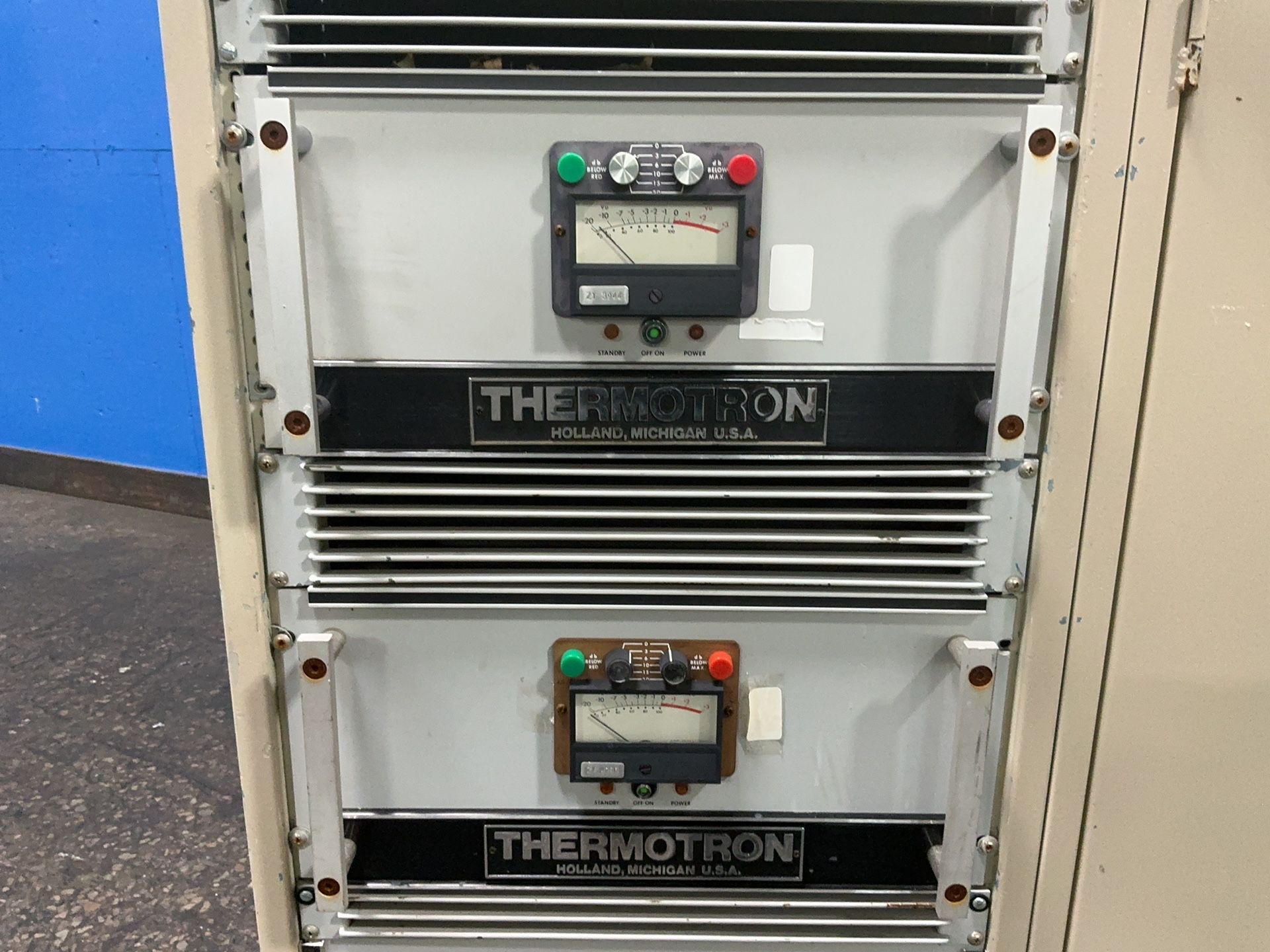 Thermoton 40” X 40” X 35” Temperature Chamber / Shaker - Tc-0019