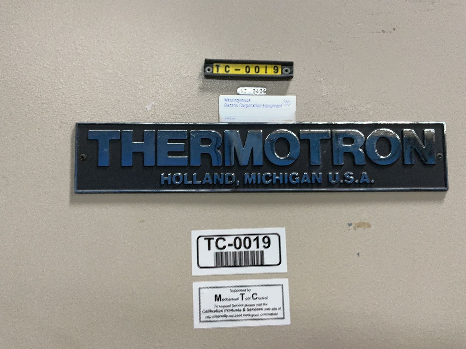 Thermoton 40” X 40” X 35” Temperature Chamber / Shaker - Tc-0019