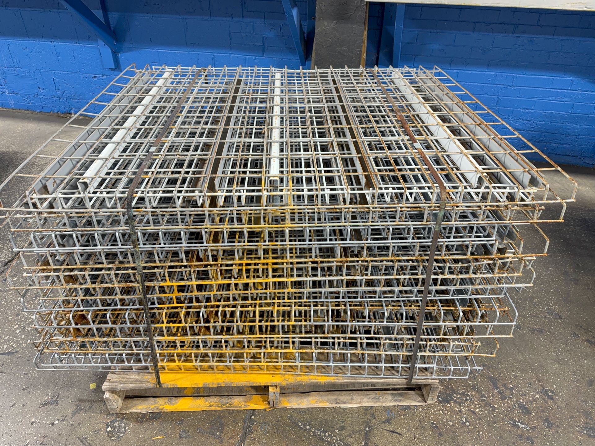 42” X 52” Wire Decking