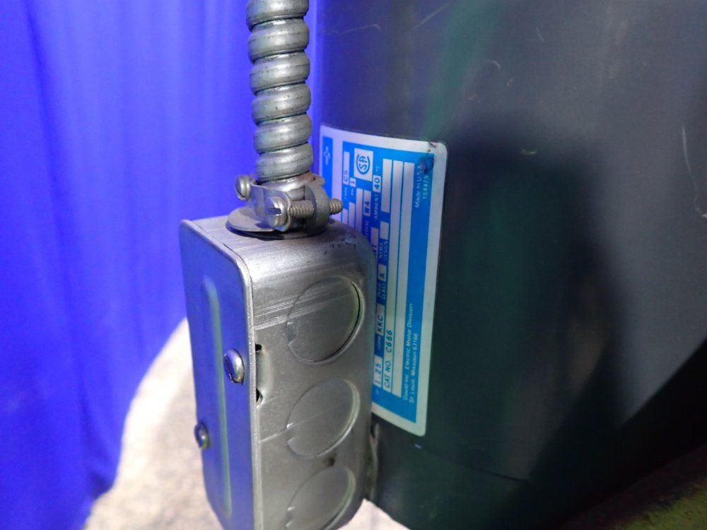 The Challenge Machinery Co. 3" / 3 Holes Paper Drill - Ef3a