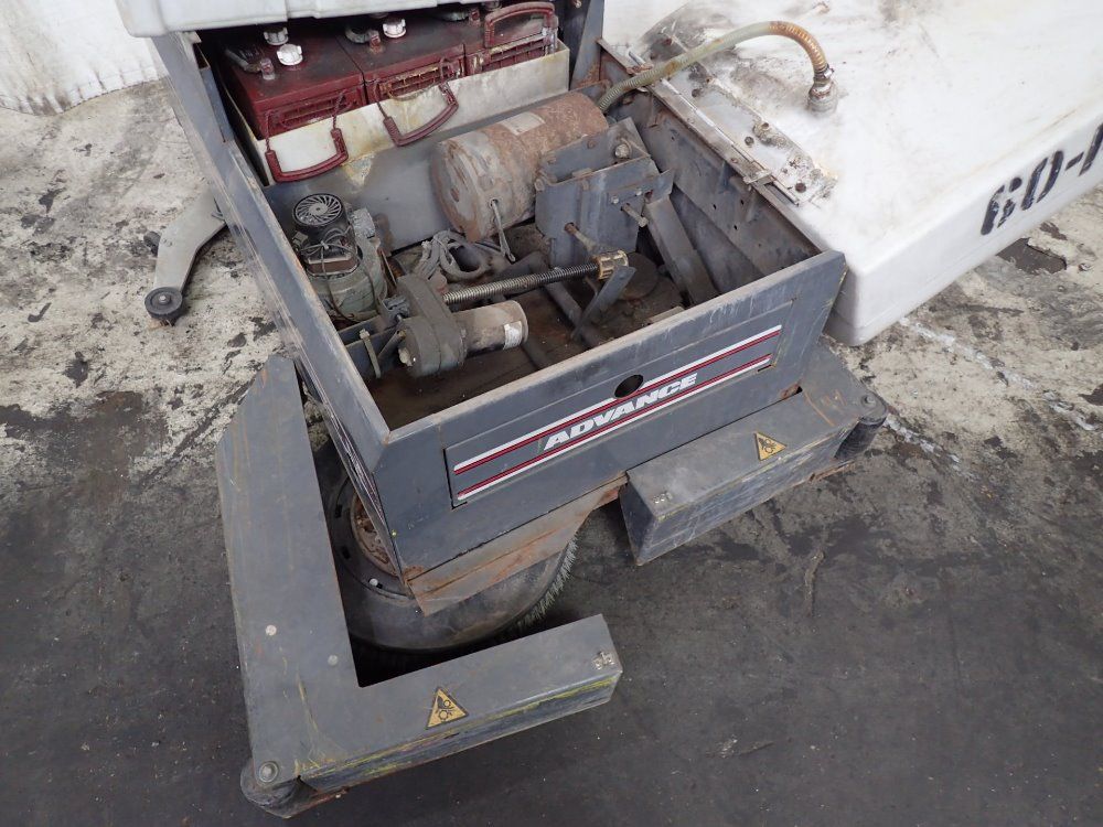 Advance Electric Floor Scrubber - 385lx/392701