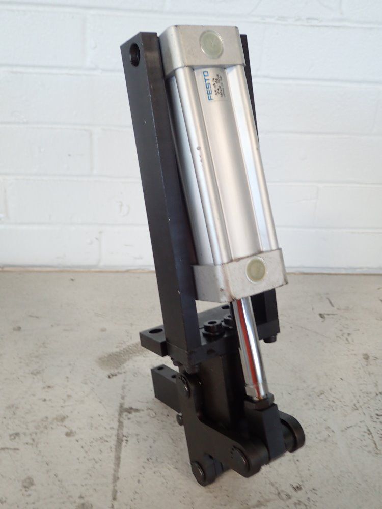 Festo Pneumatic Cylinder - Dw-40-74-p-a-sa