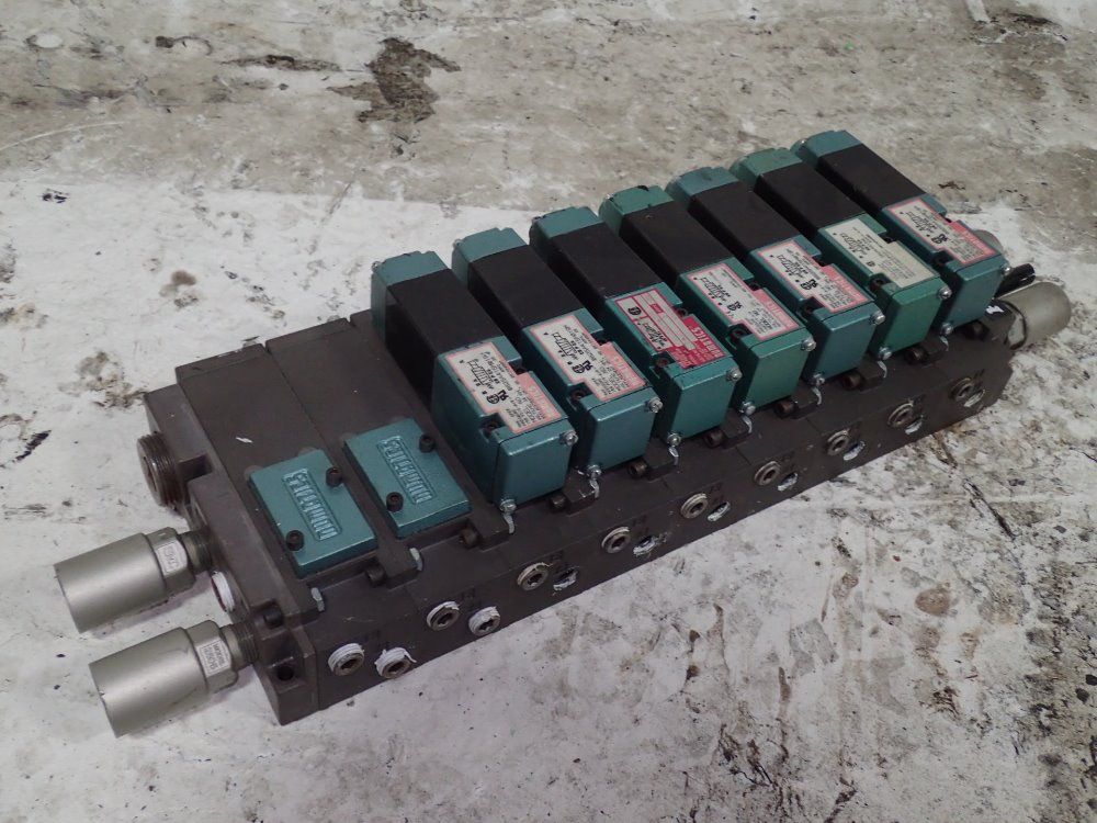 Numatics Manifold / Valve Assembly